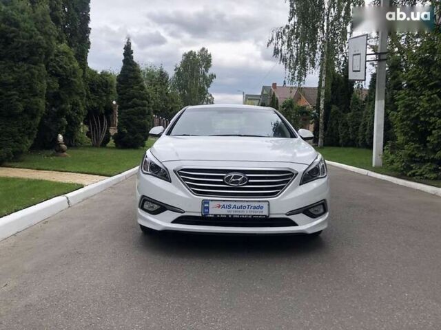 Хендай Соната, об'ємом двигуна 2 л та пробігом 435 тис. км за 10490 $, фото 1 на Automoto.ua