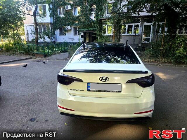 Хендай Соната, объемом двигателя 2 л и пробегом 205 тыс. км за 10000 $, фото 1 на Automoto.ua