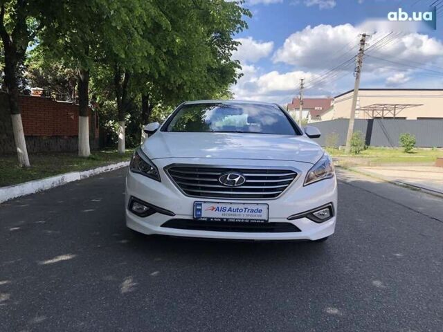 Хендай Соната 2017 у Києві на Automoto.ua Хендай Соната, об'ємом двигуна 2 л та пробігом 435 тис. км за 10490 $, фото 1 на Automoto.ua