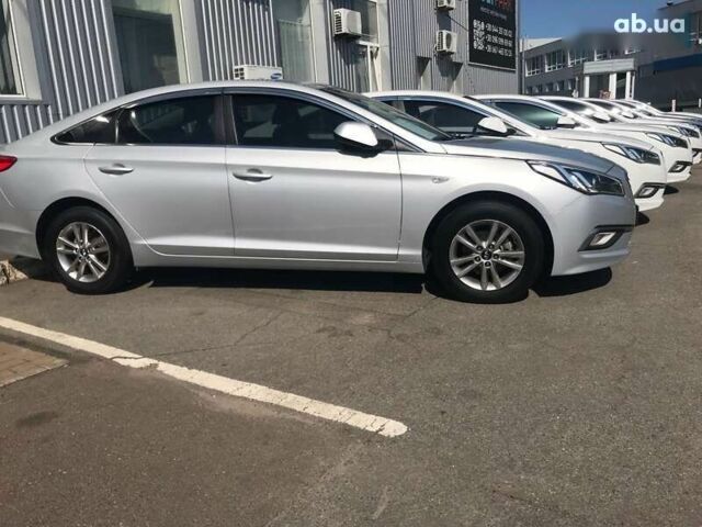 Хендай Соната 2017 у Києві на Automoto.ua Хендай Соната, об'ємом двигуна 2 л та пробігом 375 тис. км за 10390 $, фото 2 на Automoto.ua