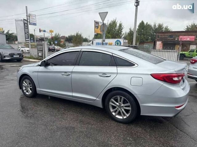 Хендай Соната 2017 в Киеве на Automoto.ua Хендай Соната, объемом двигателя 2 л и пробегом 397 тыс. км за 9990 $, фото 5 на Automoto.ua