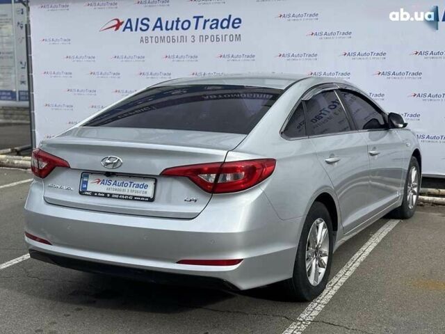Хендай Соната 2017 в Киеве на Automoto.ua Хендай Соната, объемом двигателя 2 л и пробегом 380 тыс. км за 10790 $, фото 7 на Automoto.ua