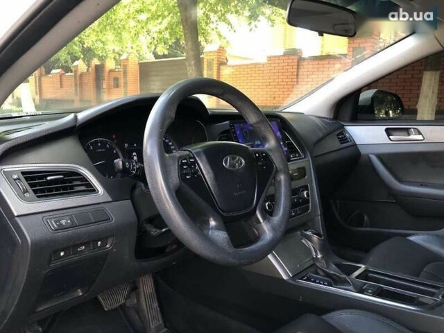 Хендай Соната, об'ємом двигуна 2 л та пробігом 435 тис. км за 10490 $, фото 8 на Automoto.ua