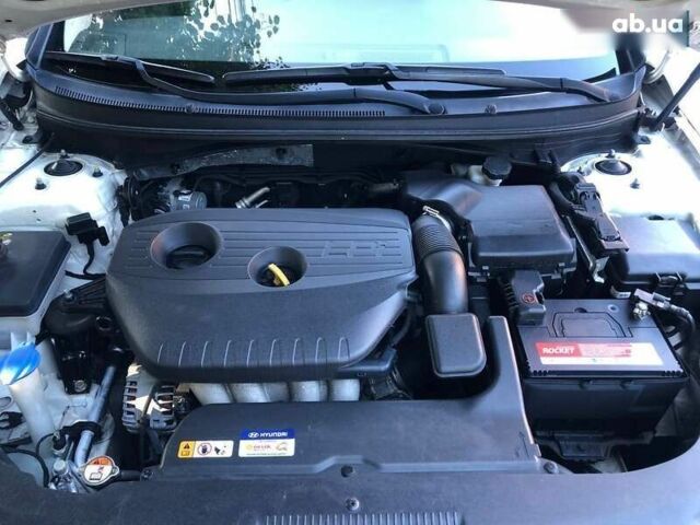 Хендай Соната, об'ємом двигуна 2 л та пробігом 267 тис. км за 11290 $, фото 15 на Automoto.ua