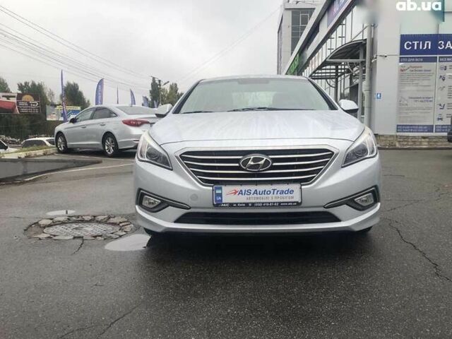 Хендай Соната 2017 в Киеве на Automoto.ua Хендай Соната, объемом двигателя 2 л и пробегом 366 тыс. км за 10290 $, фото 1 на Automoto.ua