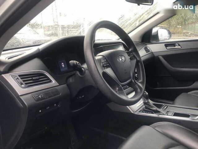 Хендай Соната 2017 в Киеве на Automoto.ua Хендай Соната, объемом двигателя 2 л и пробегом 366 тыс. км за 10290 $, фото 9 на Automoto.ua