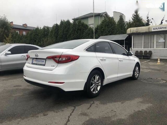 Хендай Соната, об'ємом двигуна 2 л та пробігом 385 тис. км за 10290 $, фото 5 на Automoto.ua