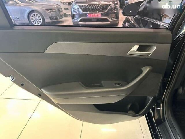 Хендай Соната, об'ємом двигуна 2 л та пробігом 287 тис. км за 11500 $, фото 19 на Automoto.ua