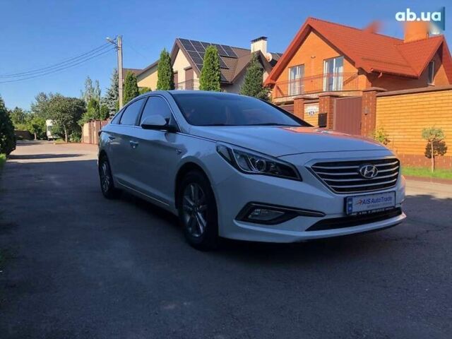 Хендай Соната, об'ємом двигуна 2 л та пробігом 267 тис. км за 11290 $, фото 2 на Automoto.ua