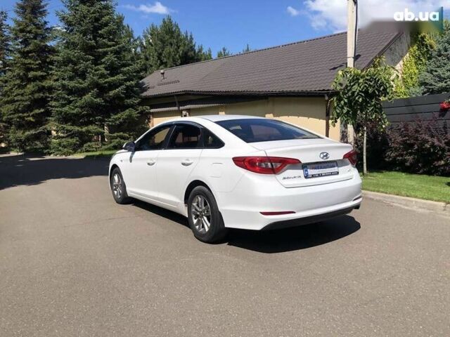 Хендай Соната, объемом двигателя 2 л и пробегом 386 тыс. км за 10390 $, фото 5 на Automoto.ua