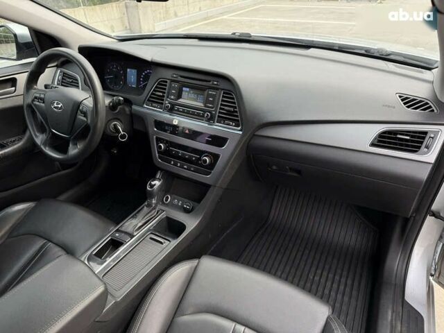 Хендай Соната, об'ємом двигуна 2 л та пробігом 359 тис. км за 8900 $, фото 28 на Automoto.ua