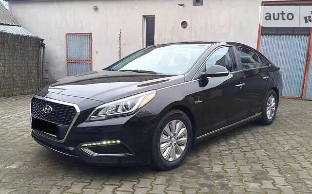 Хендай Соната, об'ємом двигуна 2 л та пробігом 90 тис. км за 15800 $, фото 1 на Automoto.ua