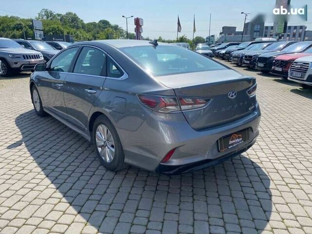Хендай Соната, об'ємом двигуна 0 л та пробігом 137 тис. км за 14300 $, фото 4 на Automoto.ua