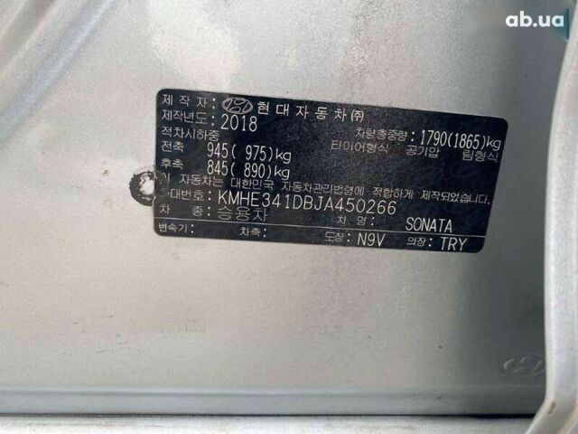 Хендай Соната, объемом двигателя 2 л и пробегом 388 тыс. км за 11490 $, фото 5 на Automoto.ua