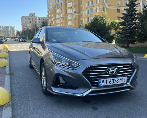 Хендай Соната, об'ємом двигуна 2.4 л та пробігом 110 тис. км за 11200 $, фото 1 на Automoto.ua