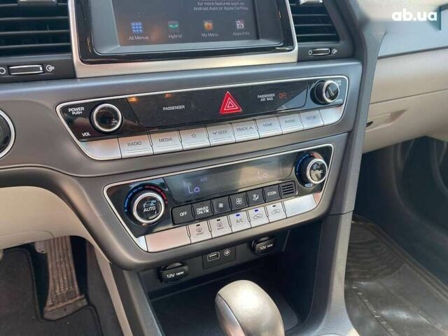 Хендай Соната, об'ємом двигуна 0 л та пробігом 137 тис. км за 14300 $, фото 13 на Automoto.ua