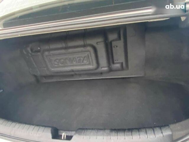 Хендай Соната, об'ємом двигуна 2 л та пробігом 335 тис. км за 10990 $, фото 7 на Automoto.ua