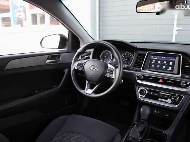 Хендай Соната, об'ємом двигуна 2.4 л та пробігом 77 тис. км за 13900 $, фото 12 на Automoto.ua