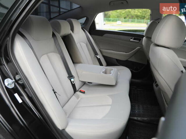 Хендай Соната, объемом двигателя 2 л и пробегом 95 тыс. км за 17500 $, фото 7 на Automoto.ua