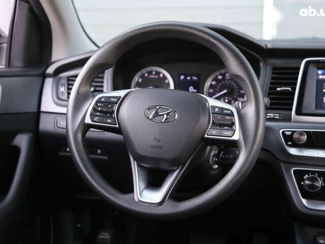 Хендай Соната, об'ємом двигуна 2.4 л та пробігом 77 тис. км за 13900 $, фото 15 на Automoto.ua