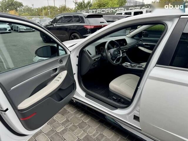 Хендай Соната, об'ємом двигуна 0 л та пробігом 120 тис. км за 21900 $, фото 9 на Automoto.ua