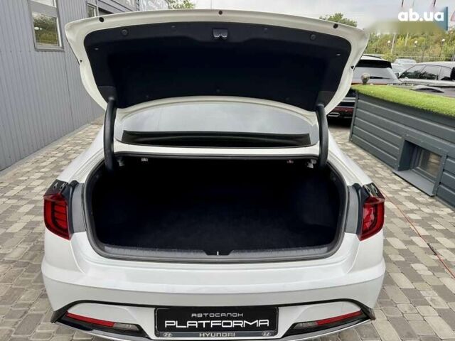 Хендай Соната, об'ємом двигуна 0 л та пробігом 120 тис. км за 21900 $, фото 15 на Automoto.ua