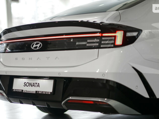 купить новое авто Хендай Соната 2023 года от официального дилера Hyundai центр Львів Хендай фото