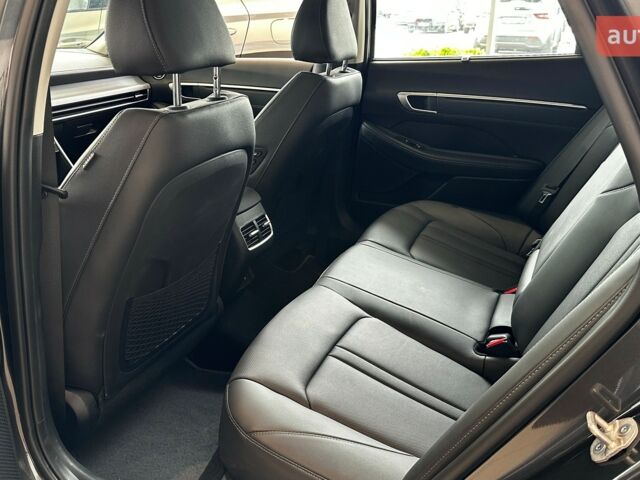 купити нове авто Хендай Соната 2024 року від офіційного дилера Автоцентр AUTO.RIA Хендай фото