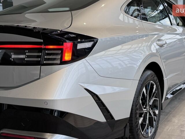 Хендай Соната, об'ємом двигуна 2.5 л та пробігом 0 тис. км за 35058 $, фото 9 на Automoto.ua