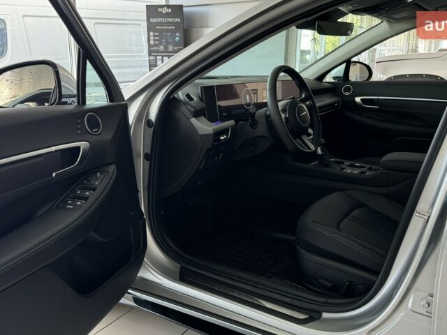 купити нове авто Хендай Соната 2024 року від офіційного дилера Автоцентр AUTO.RIA Хендай фото