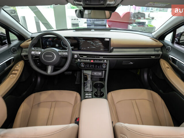 купить новое авто Хендай Соната 2024 года от официального дилера Hyundai центр Львів Хендай фото