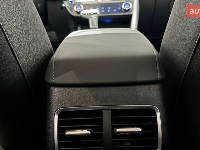 Хендай Соната, объемом двигателя 2.5 л и пробегом 0 тыс. км за 34652 $, фото 42 на Automoto.ua