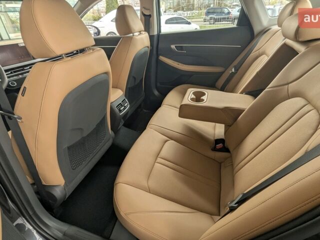 Хендай Соната, объемом двигателя 2.5 л и пробегом 0 тыс. км за 34923 $, фото 19 на Automoto.ua