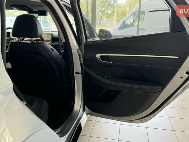 купити нове авто Хендай Соната 2024 року від офіційного дилера Автоцентр AUTO.RIA Хендай фото