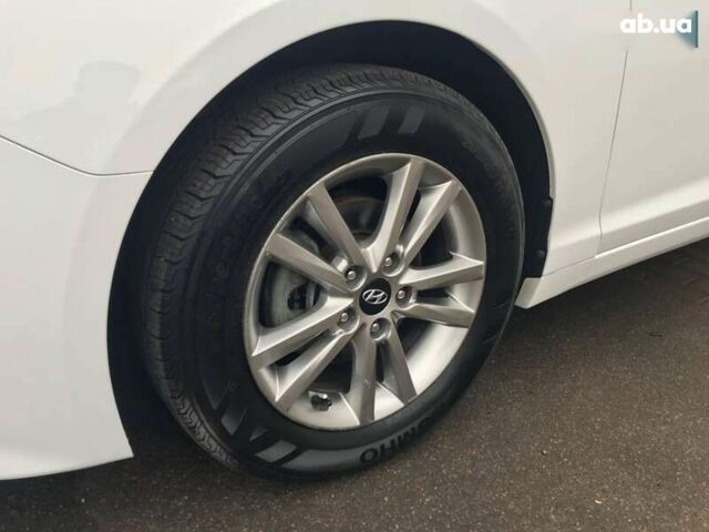 Хендай Соната, объемом двигателя 2 л и пробегом 348 тыс. км за 11390 $, фото 1 на Automoto.ua