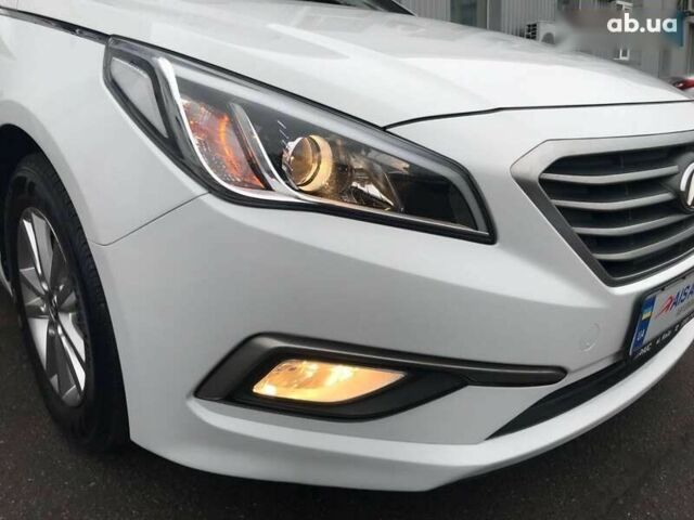 Хендай Соната, объемом двигателя 2 л и пробегом 348 тыс. км за 11390 $, фото 2 на Automoto.ua