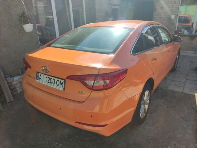 Желтый Хендай Соната, объемом двигателя 2 л и пробегом 500 тыс. км за 6500 $, фото 3 на Automoto.ua