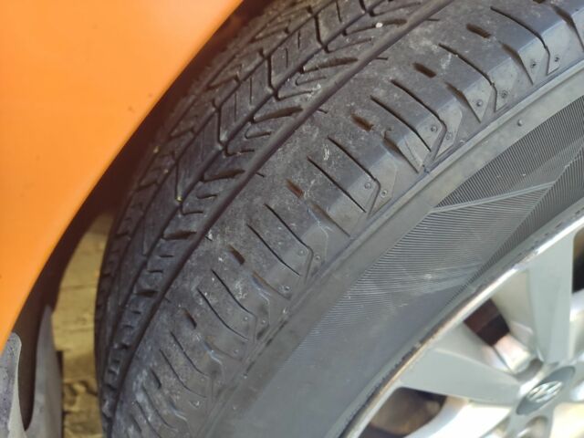 Желтый Хендай Соната, объемом двигателя 2 л и пробегом 500 тыс. км за 6500 $, фото 19 на Automoto.ua