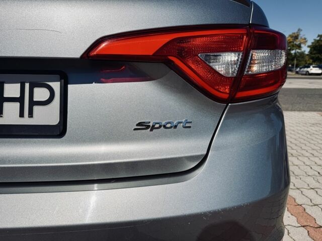 Серый Хендай Соната, объемом двигателя 2.4 л и пробегом 99 тыс. км за 9400 $, фото 7 на Automoto.ua