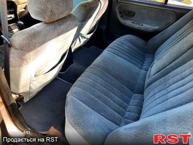 Сірий Хендай Соната, об'ємом двигуна 2 л та пробігом 200 тис. км за 1500 $, фото 8 на Automoto.ua