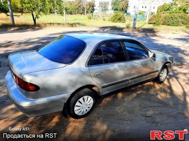 Сірий Хендай Соната, об'ємом двигуна 2 л та пробігом 200 тис. км за 1500 $, фото 4 на Automoto.ua