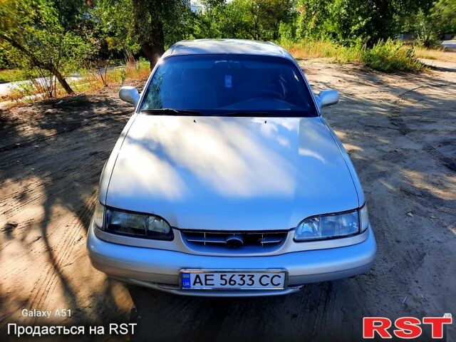 Сірий Хендай Соната, об'ємом двигуна 2 л та пробігом 200 тис. км за 1500 $, фото 6 на Automoto.ua