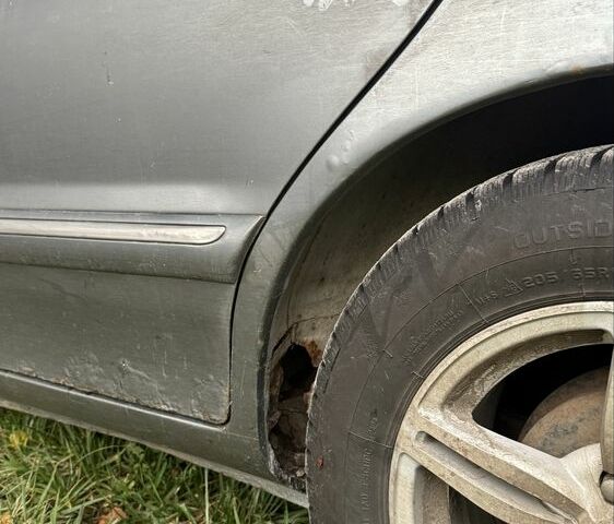 Хендай Соната 1997 у Фастове на Automoto.ua Сірий Хендай Соната, об'ємом двигуна 2 л та пробігом 335 тис. км за 1800 $, фото 6 на Automoto.ua