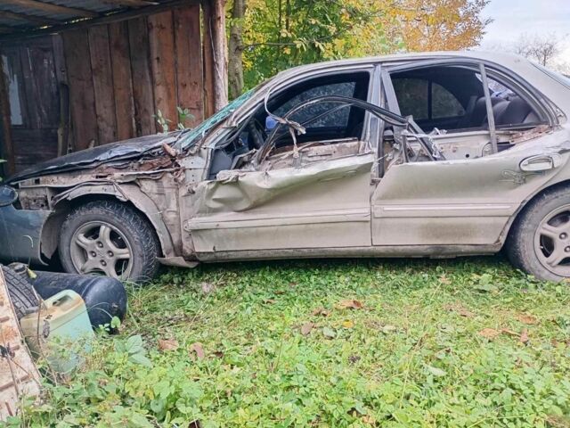 Сірий Хендай Соната, об'ємом двигуна 2 л та пробігом 187 тис. км за 1100 $, фото 1 на Automoto.ua