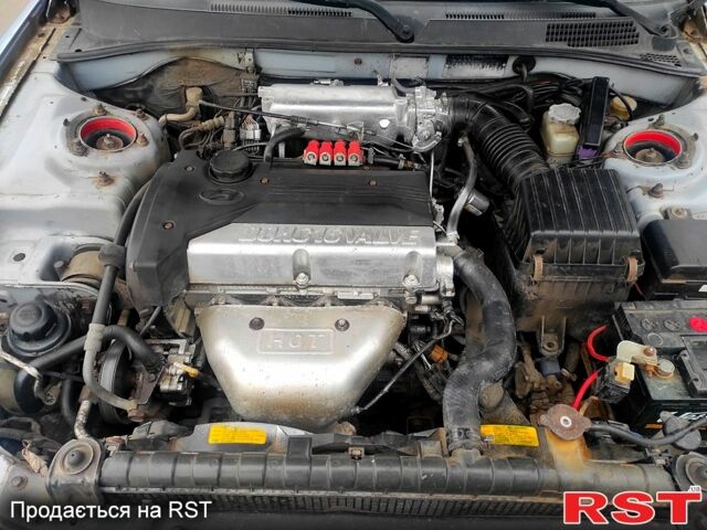 Серый Хендай Соната, объемом двигателя 2 л и пробегом 250 тыс. км за 2350 $, фото 7 на Automoto.ua