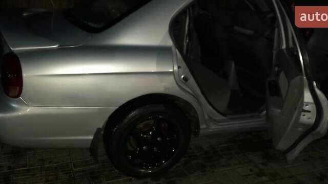 Серый Хендай Соната, объемом двигателя 2 л и пробегом 317 тыс. км за 3100 $, фото 7 на Automoto.ua