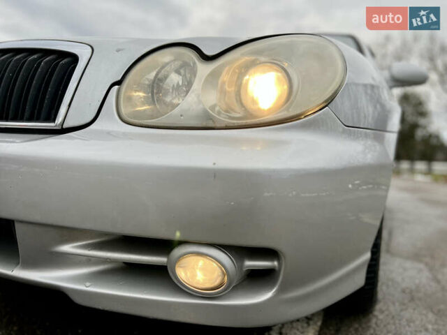 Серый Хендай Соната, объемом двигателя 2 л и пробегом 255 тыс. км за 2999 $, фото 21 на Automoto.ua