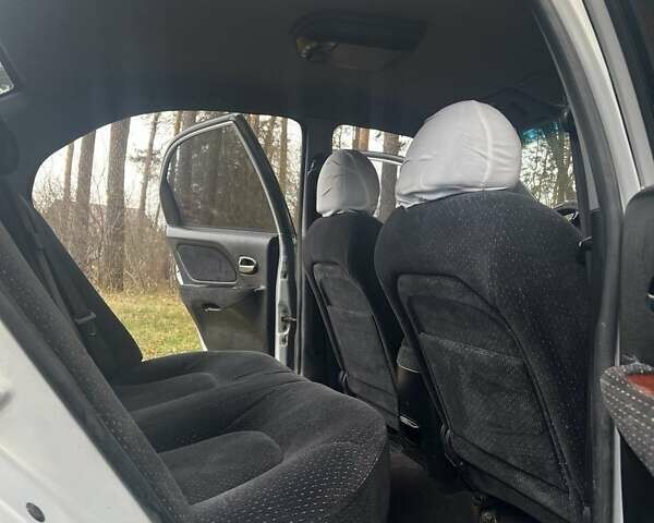 Сірий Хендай Соната, об'ємом двигуна 2 л та пробігом 281 тис. км за 3400 $, фото 2 на Automoto.ua