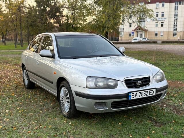 Сірий Хендай Соната, об'ємом двигуна 1.6 л та пробігом 270 тис. км за 1950 $, фото 2 на Automoto.ua