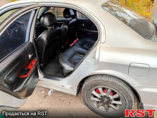 Серый Хендай Соната, объемом двигателя 2 л и пробегом 0 тыс. км за 3800 $, фото 2 на Automoto.ua